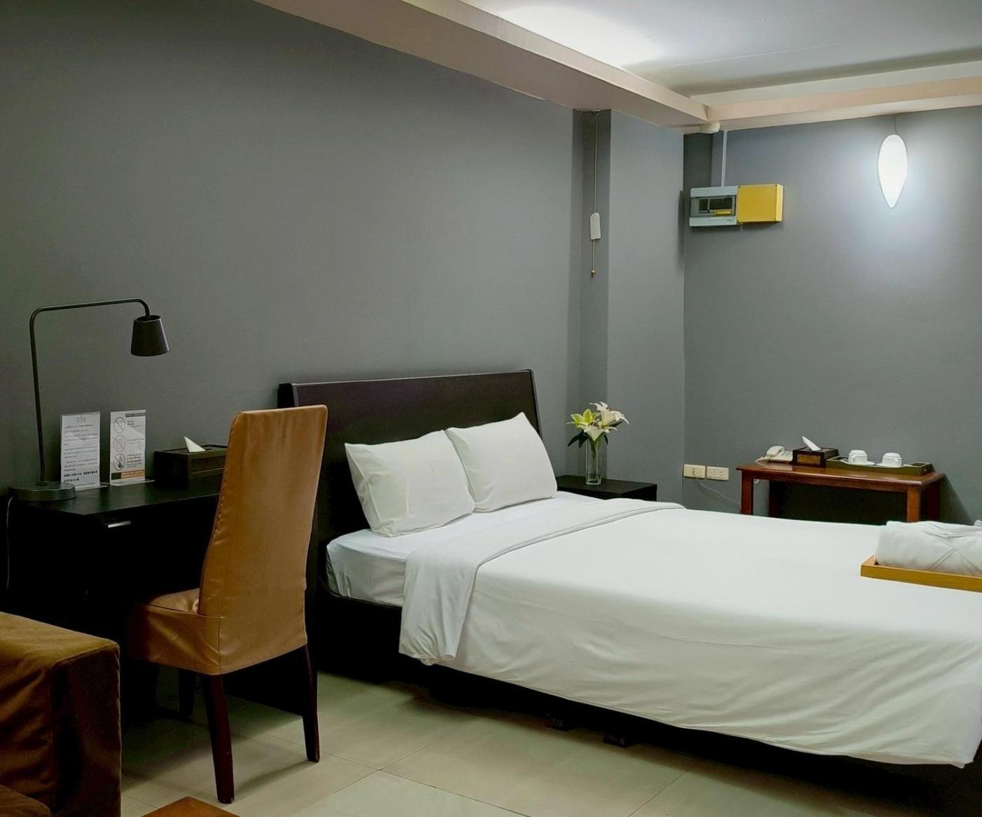 Centric Place 3*